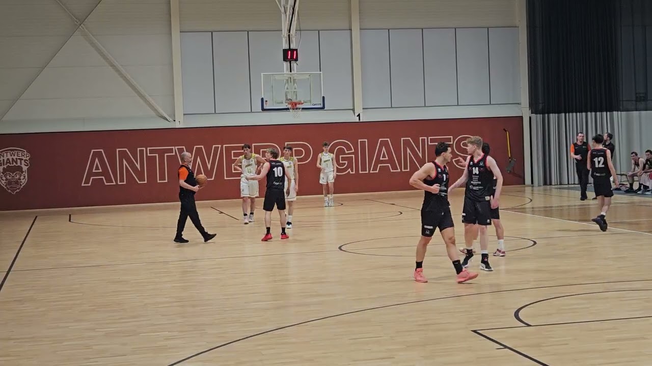 L2H Antwerp Giants C - Knesselare
