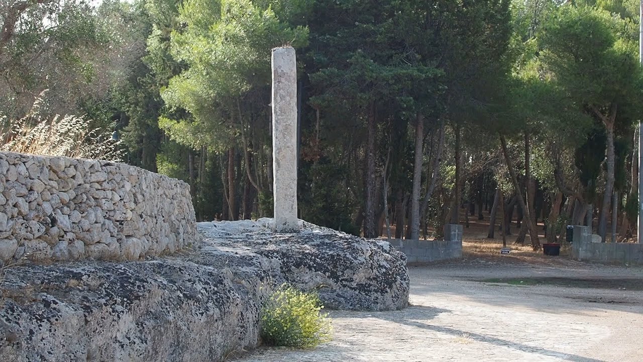 Il Percorso Megalitico di Giurdignano (Lecce) - Dolmen e Menhir