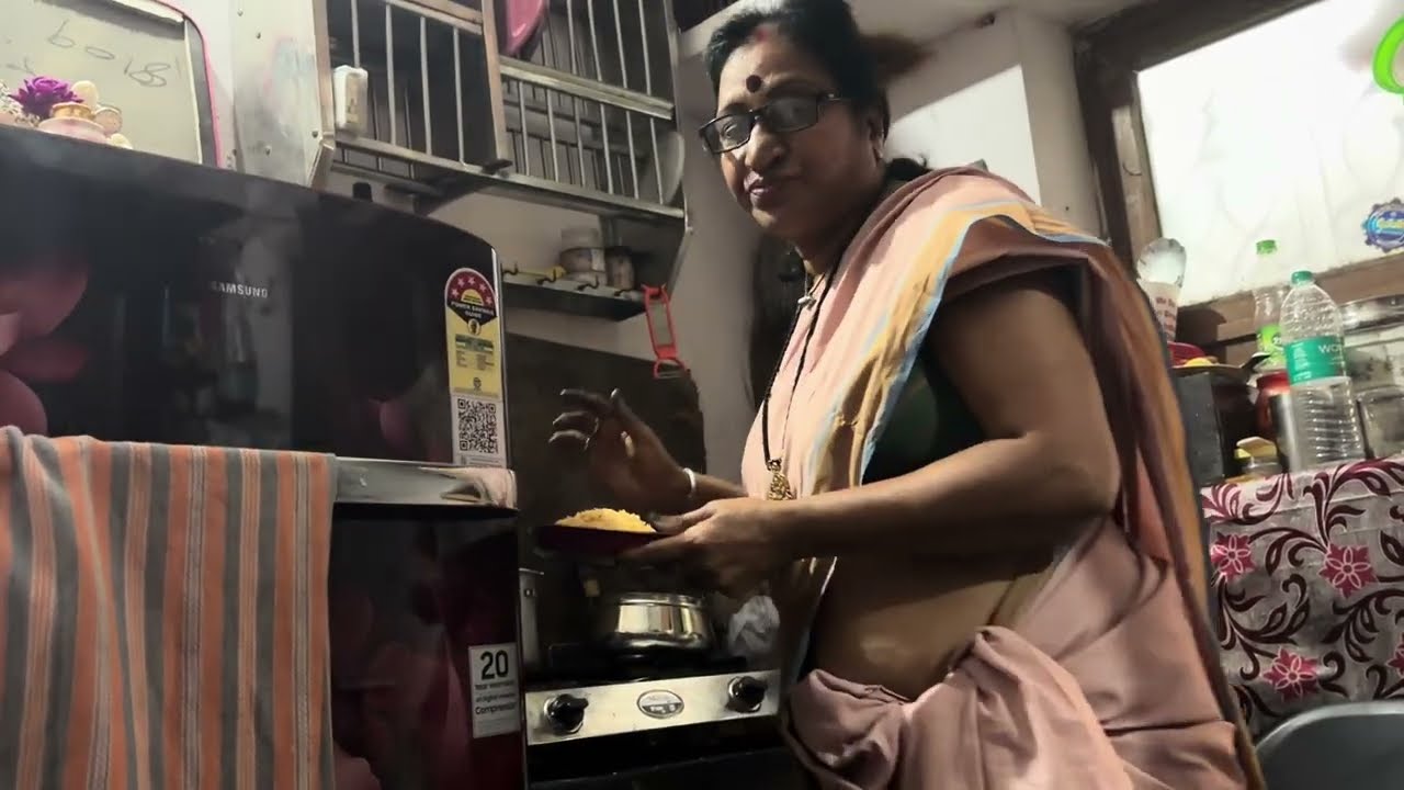 బిర్యానీ మొదలు పెట్టాను నాయన ఒక కేజీ ఆర్డర్ కూడా ఇచ్చారు వండుతున్న 