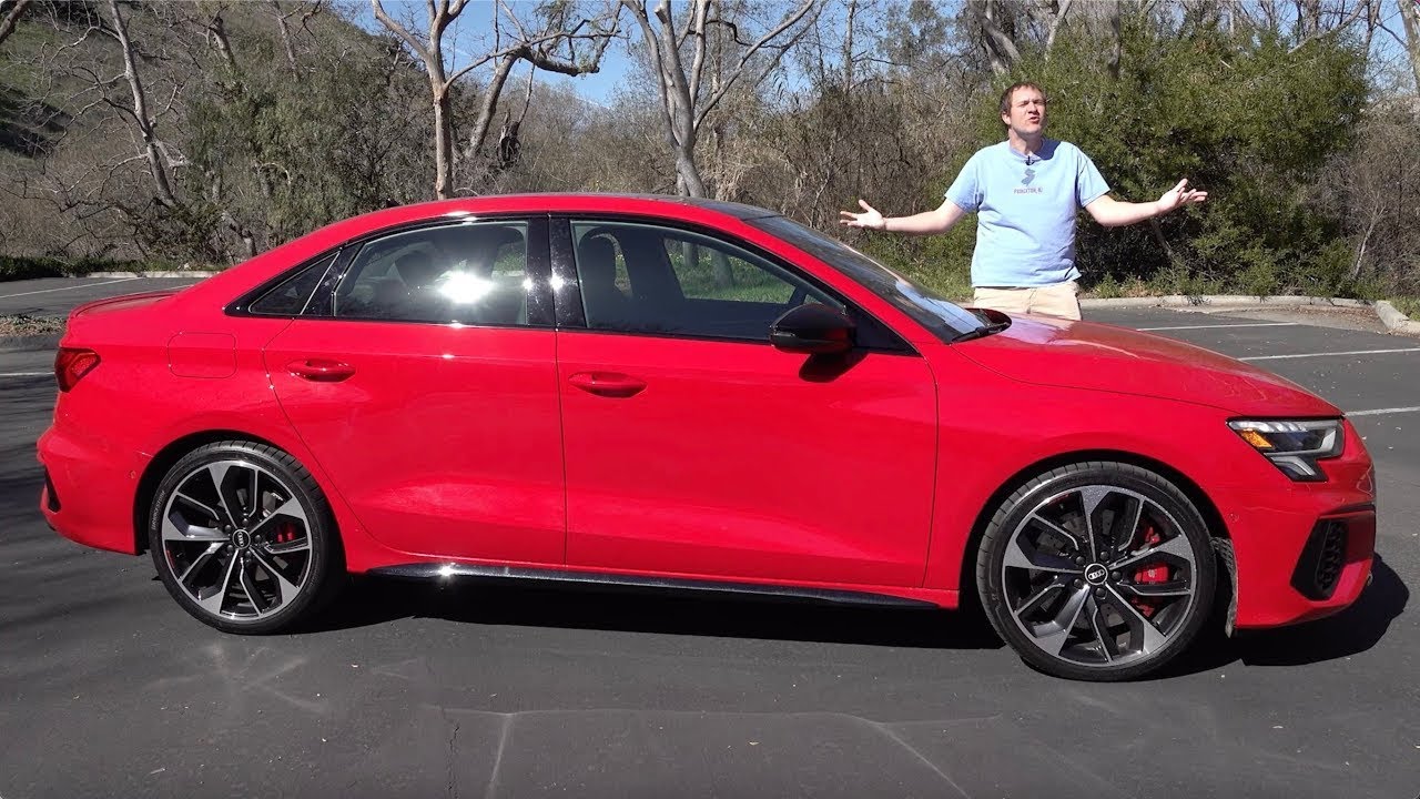 Audi S3 2022 года это весёлый спортивный седан соперничающий с Golf R