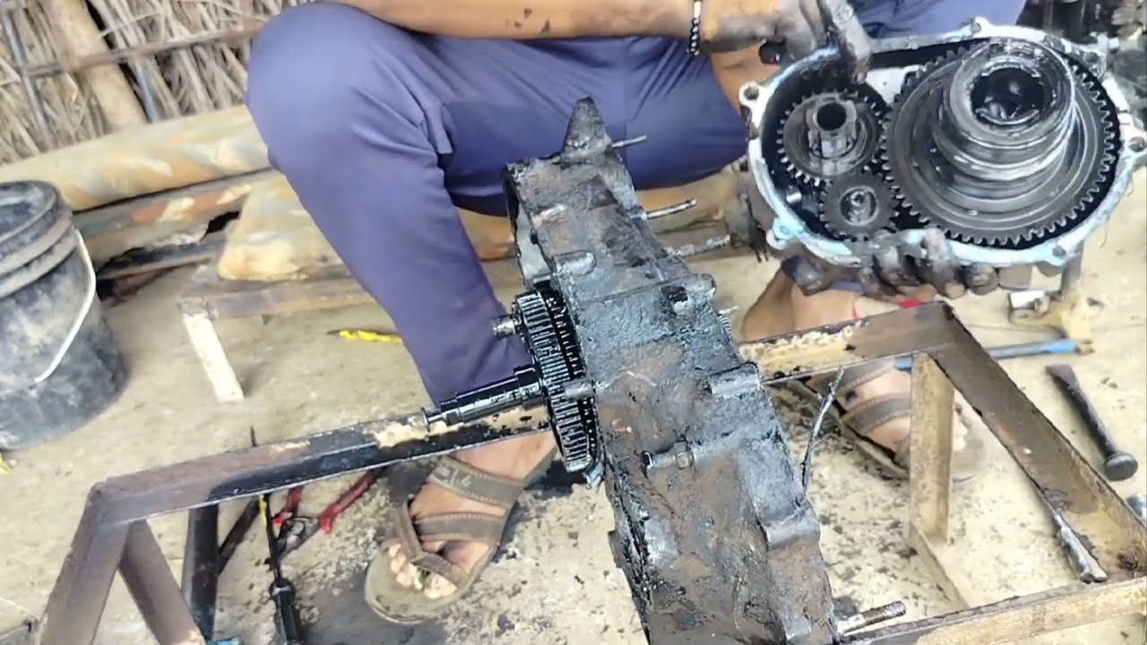 अल्फा महिंद्रा ऑटो गियरबॉक्स कैसे खोलें! Alpha Mahindra auto gearbox kaise kholen!