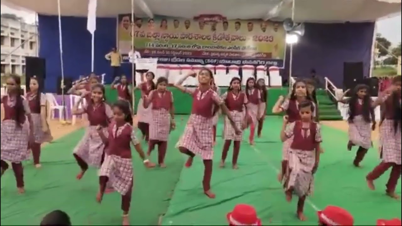 గవర్నమెంట్ స్కూల్ పిల్లలు.. చాలా బాగా డాన్స్ చేశారు. సపోర్ట్ చేయగలరు.. పుడమి తల్లిరా అనే సాంగ్👍