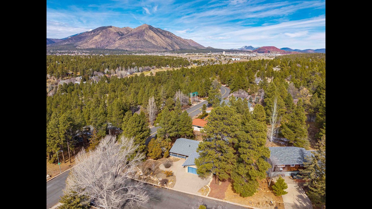 1800 Fox Hill | Continental Country Club