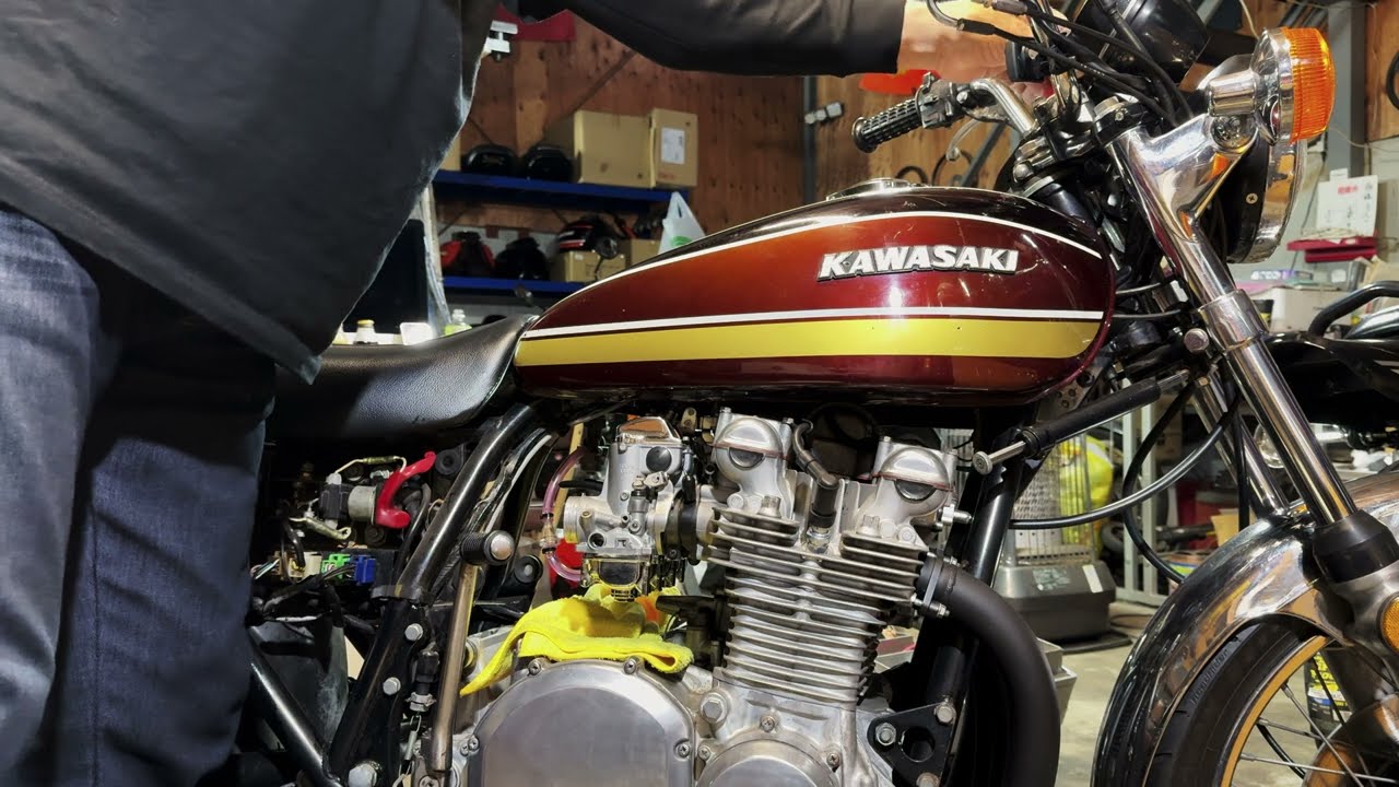 1975年型 Kawasaki Z900Super4 with MIKUNI VM29 YOSHIMURA