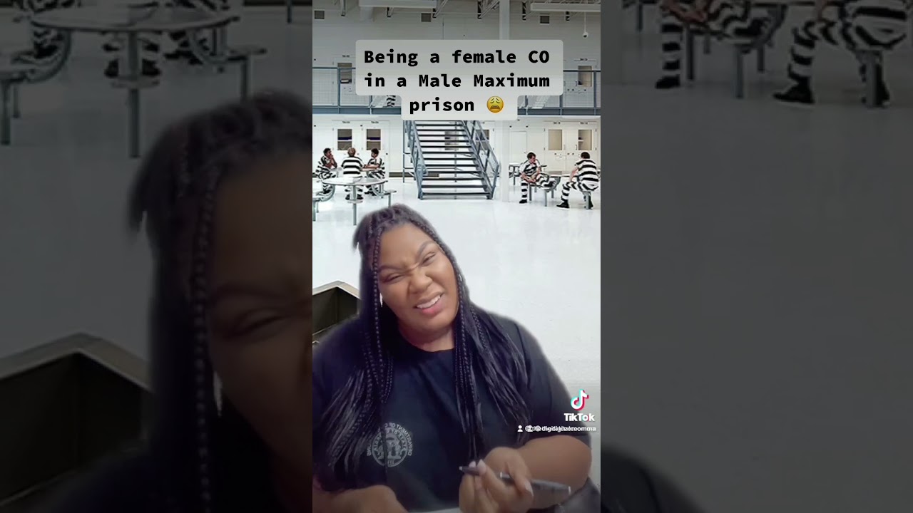 Female corrections officer 👮‍♀️  