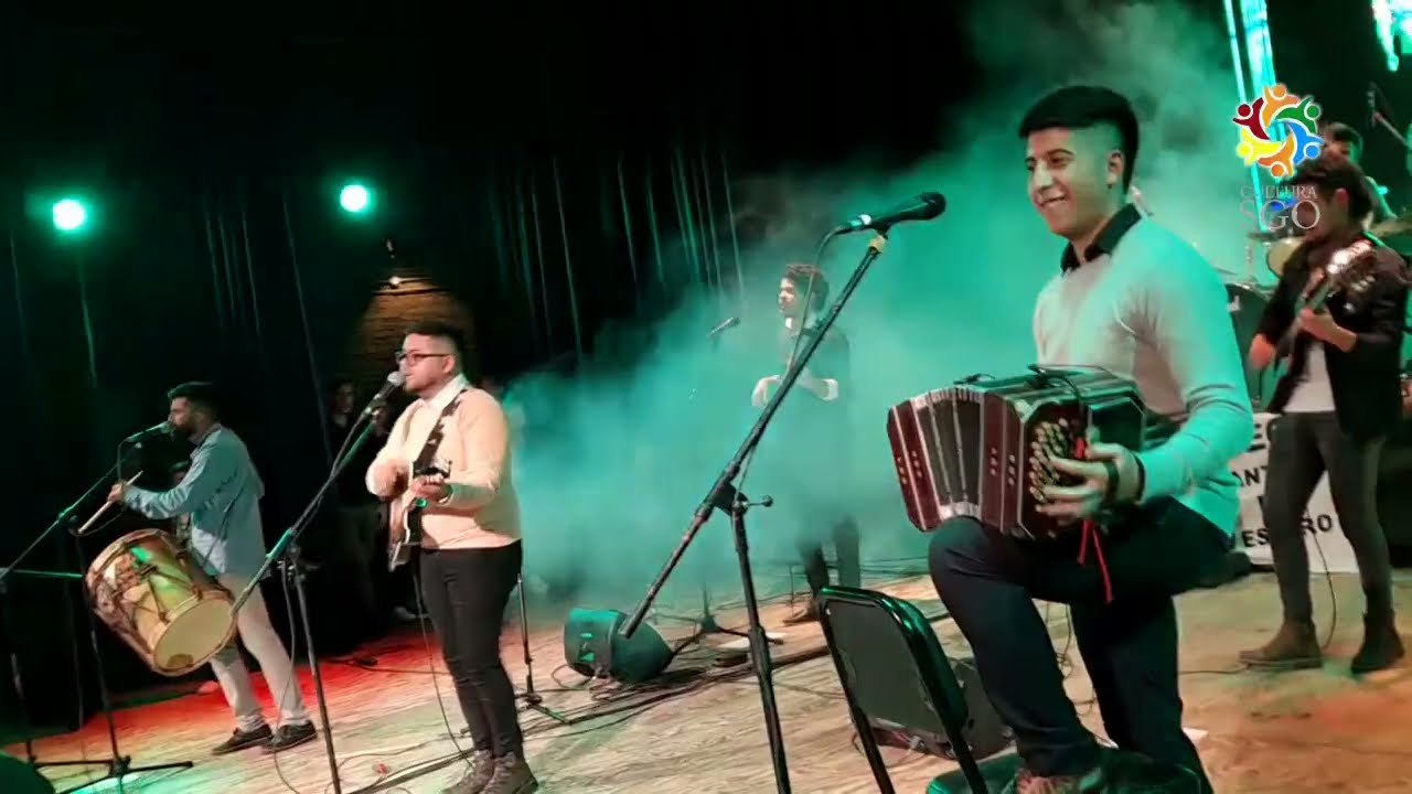 Nacidos del Tiempo en el Teatro 25 de Mayo 09