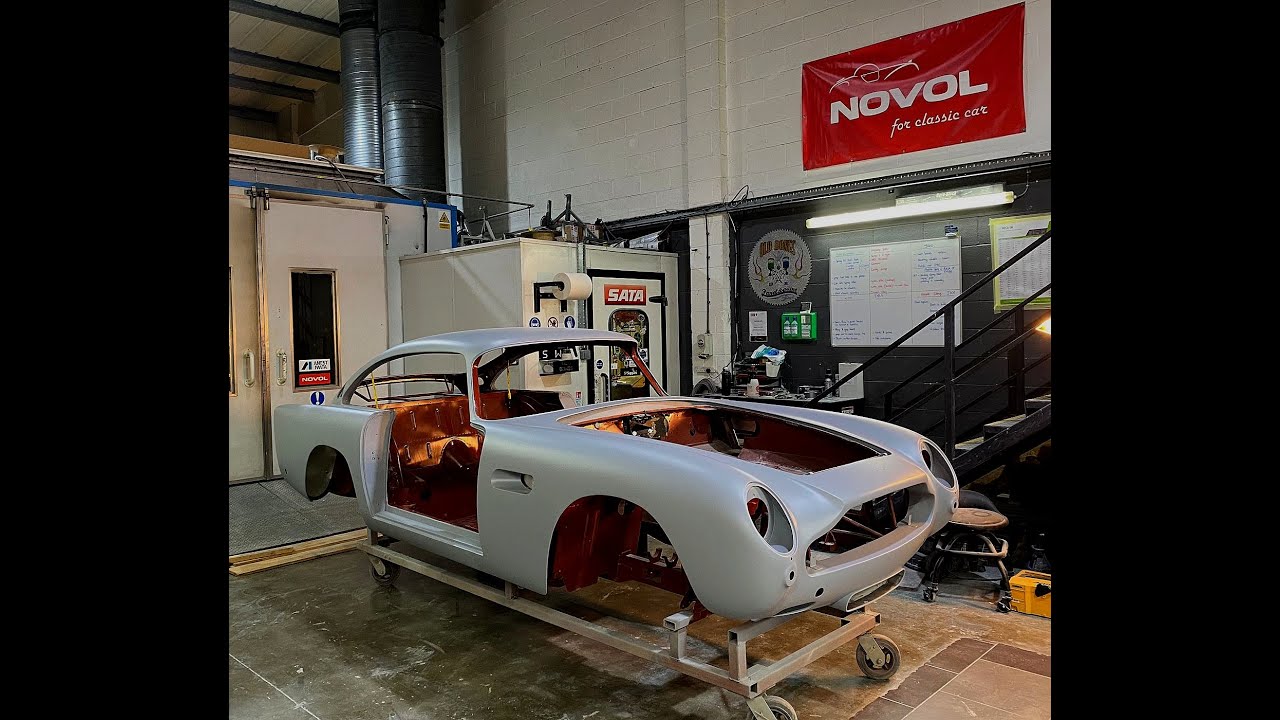 Aston Martin DB5 Superleggera paint restoration with NOVOL Classic car renovation system.