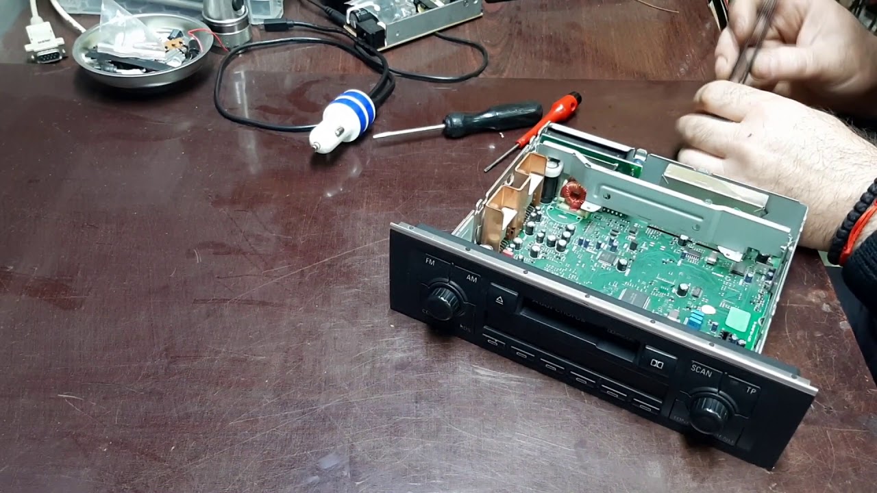 AUDI Chorus made by Grundig Decoding