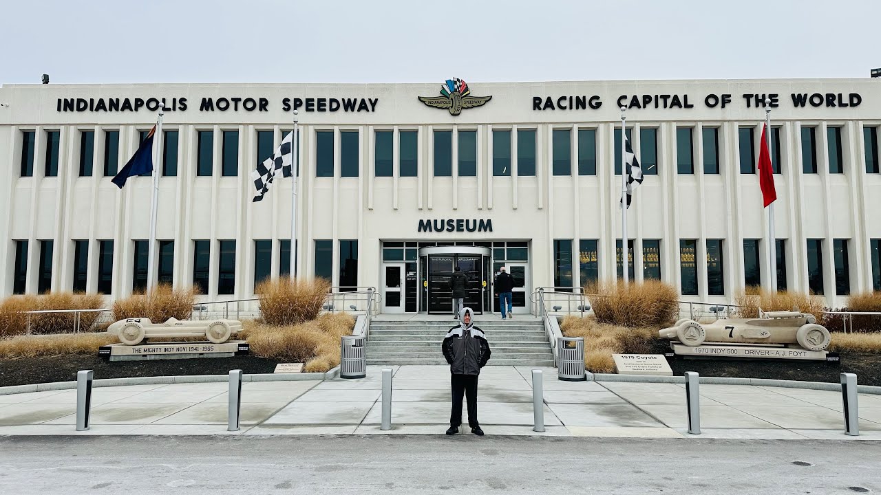 Hector’s trip to Indianapolis (and my 🎂🥳🎉 celebration)