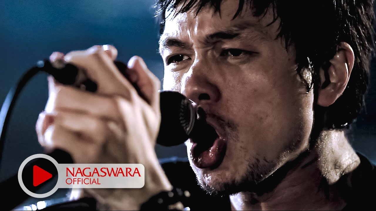 Saint Loco - Di Balik Pintu Istana - Official Soundtrack - NAGASWARA
