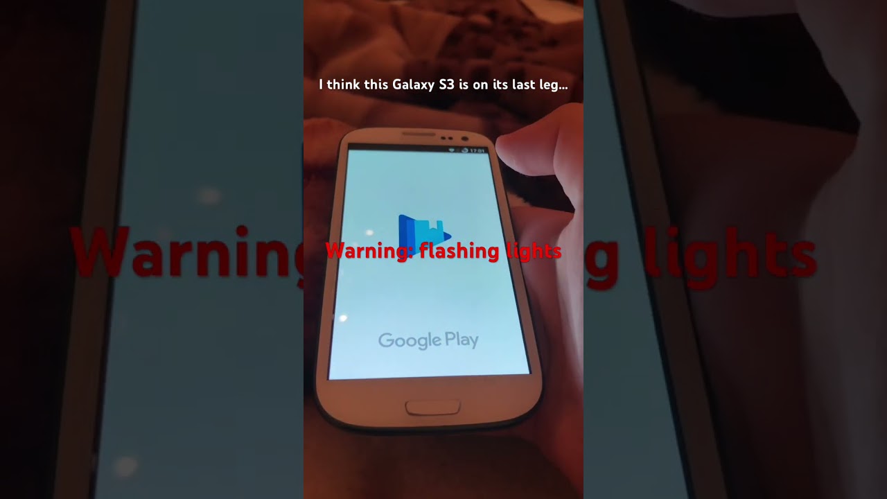 Этот Galaxy S3 подключен к аппарату жизнеобеспечения&hellip; #печаль #Samsung #шорты