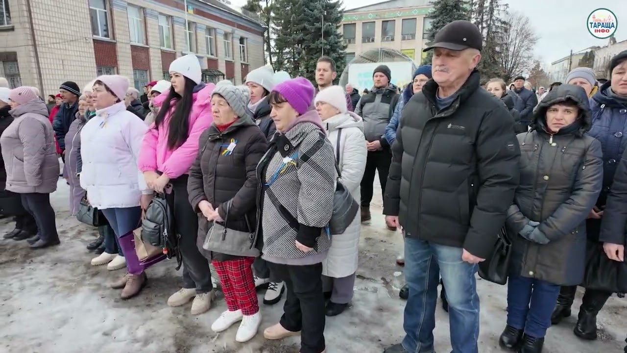 🕯️Вперше у Таращанській громаді на площі разом молилися представники 7 конфесій. 