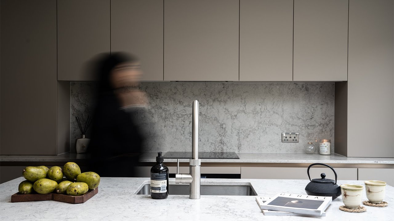 Stylish Modern Grey Kitchen 2023 | North London