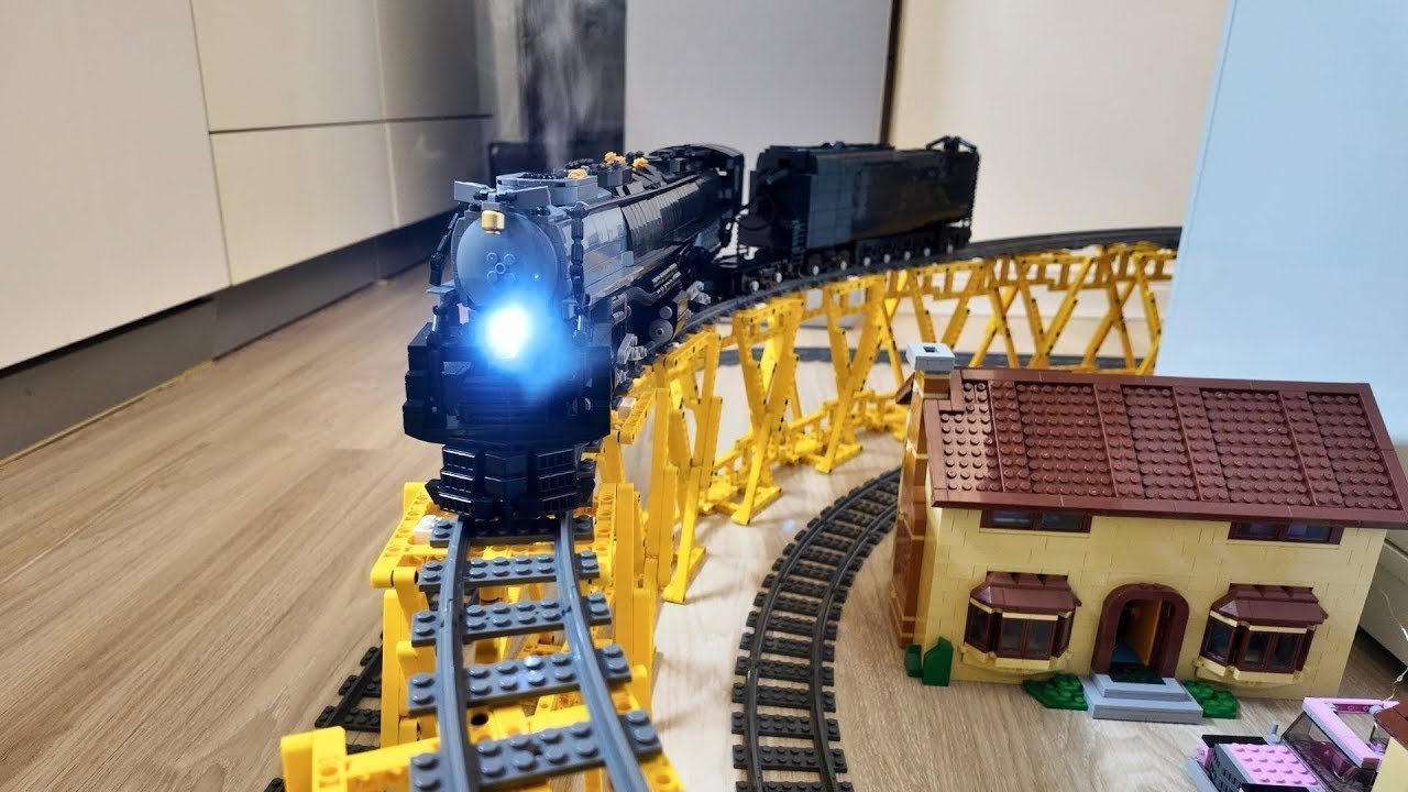 Union Pacific Big Boy – Full Steam Upgrade Across the Entire House! (LesDiy)