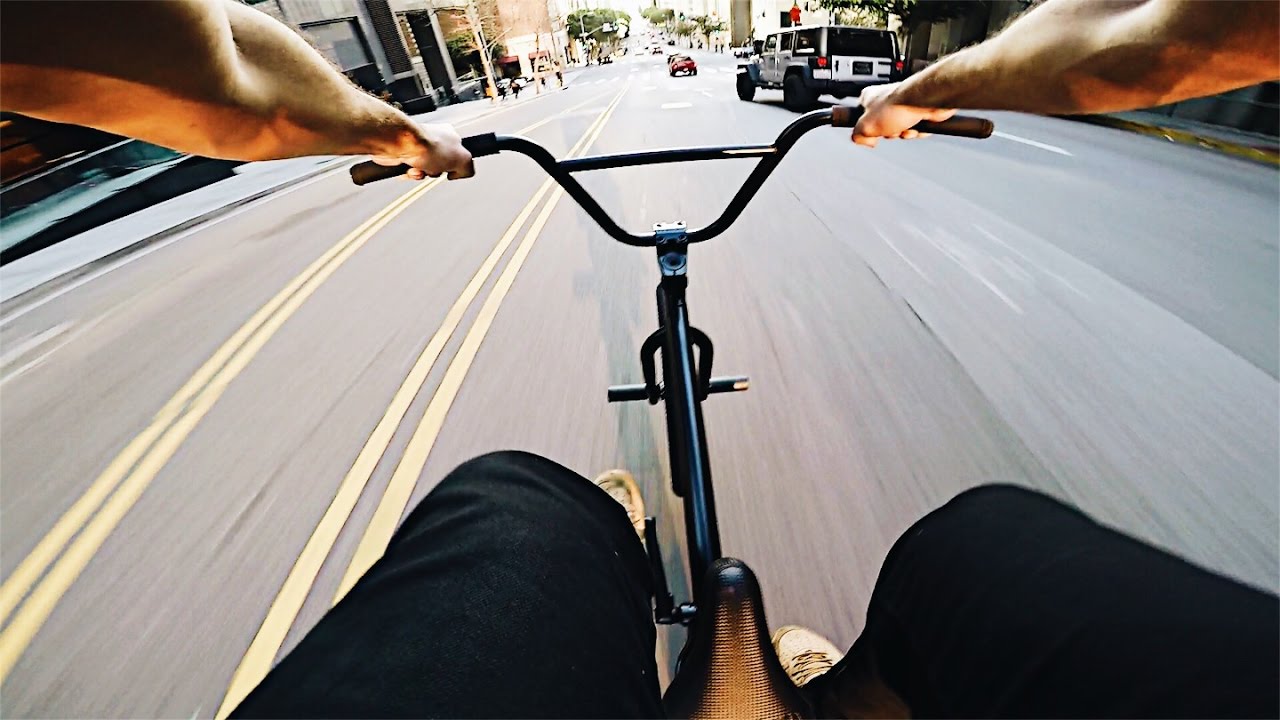 FASTEST DOWNHILL BMX MANUAL IN TRAFFIC *NO BRAKES*
