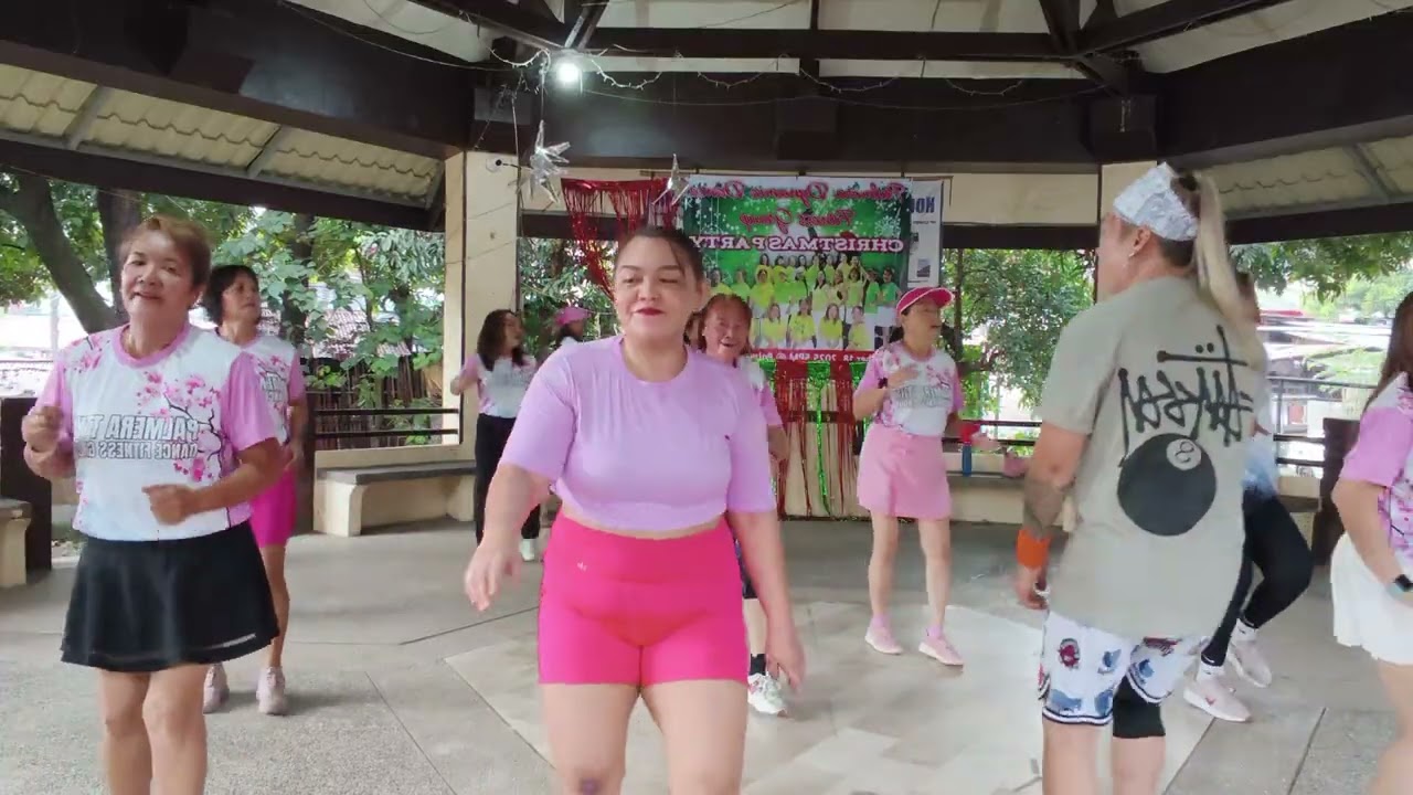 Zumba sweat with Zin Sakura and backup dancer 🤣💓