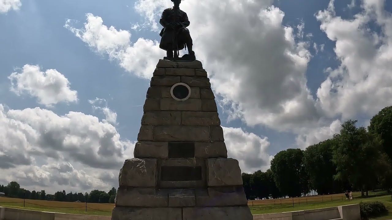 France Dunkirk, Ypres, Vimy Ridge, Beaumont-Hamel & Thiepval Memorial.