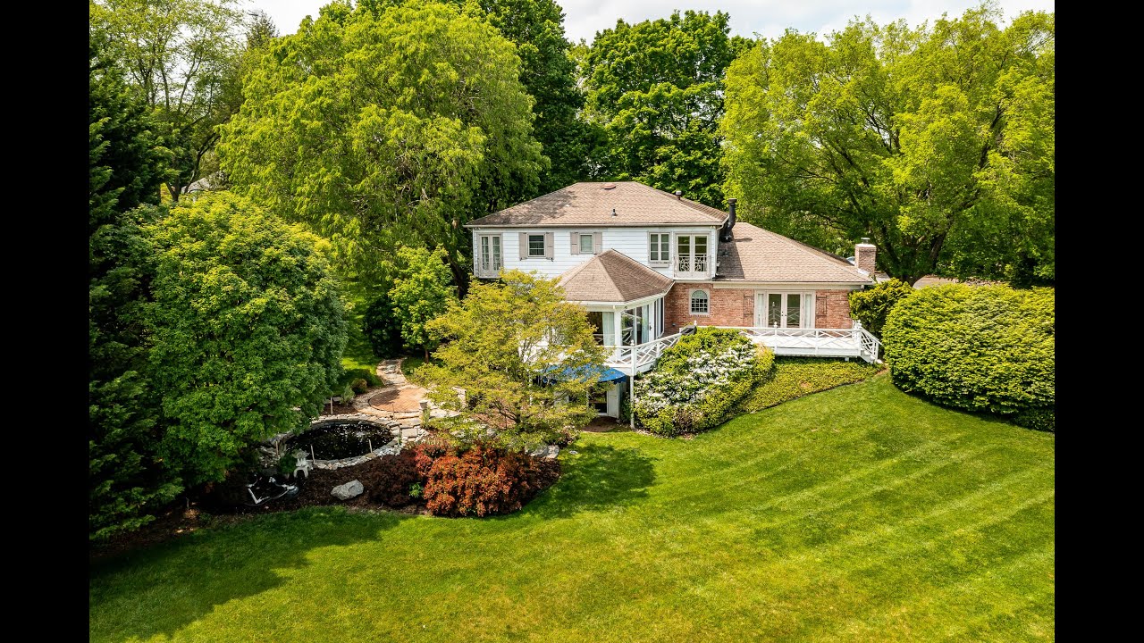 1002 Lakeview Dr | Fantastic Home For Sale In West Chester, PA 19382 | Kit Anstey Real Estate