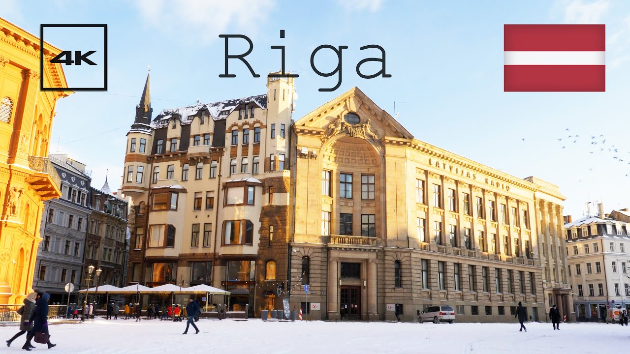 4k walk tour in Riga, Latvia. Snowy old town streets.