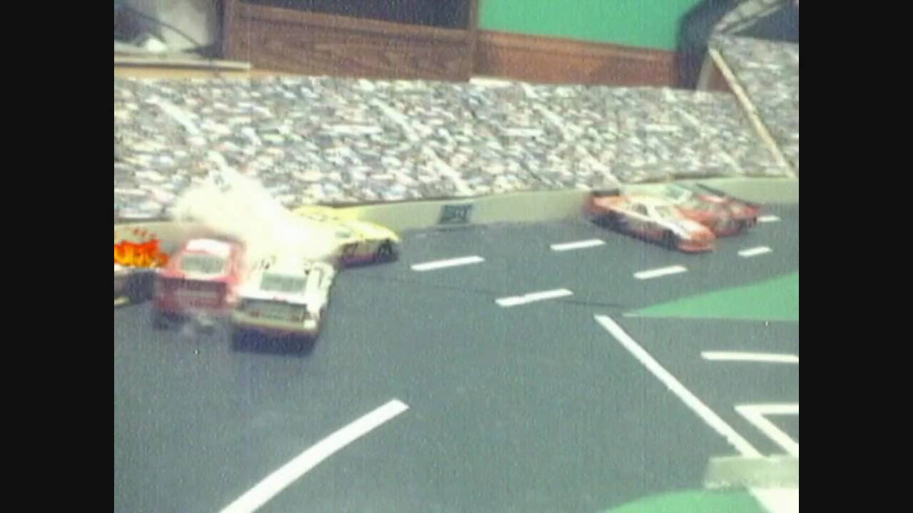 NASCAR Stop Motion - 2010 Ice Bucket 500