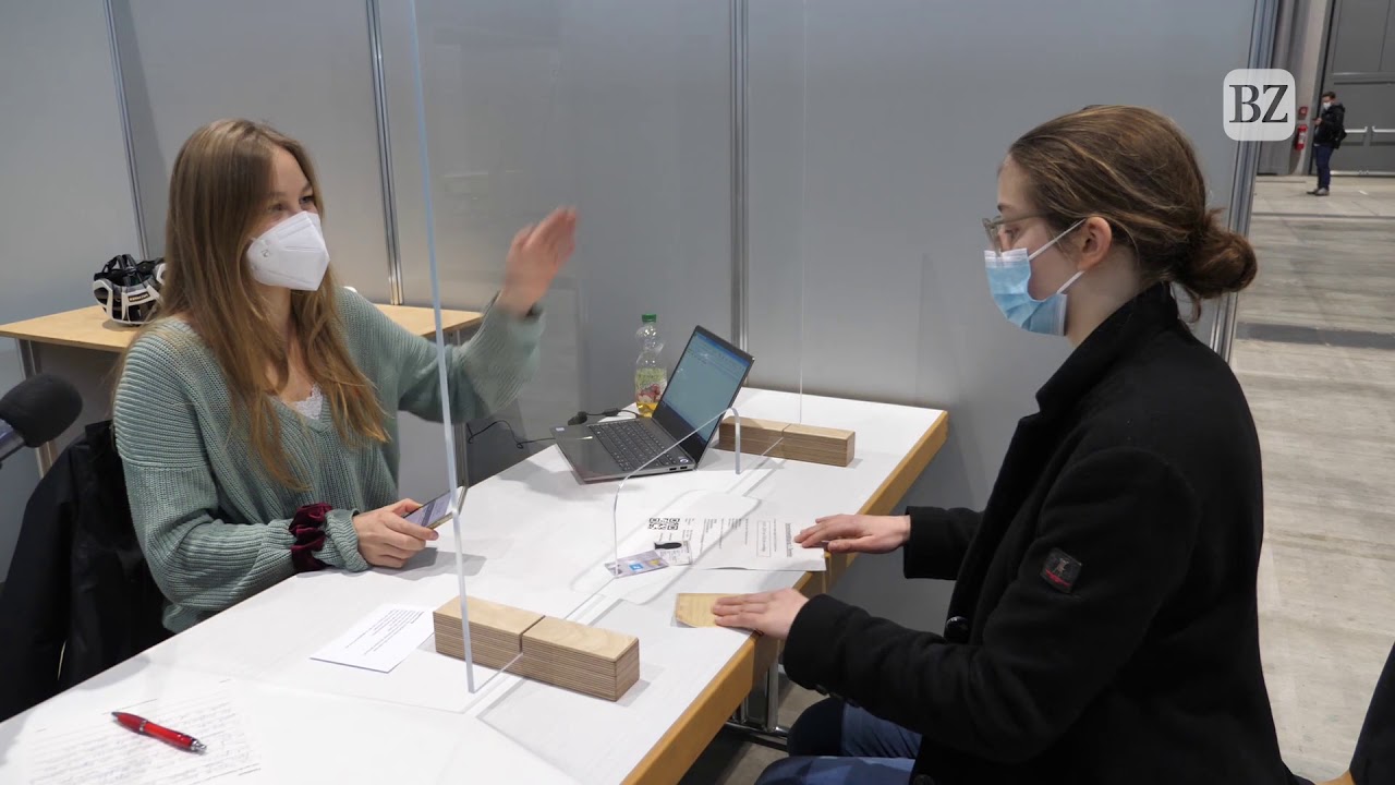 Wie läuft die Corona-Impfung auf der Freiburger Messe ab?