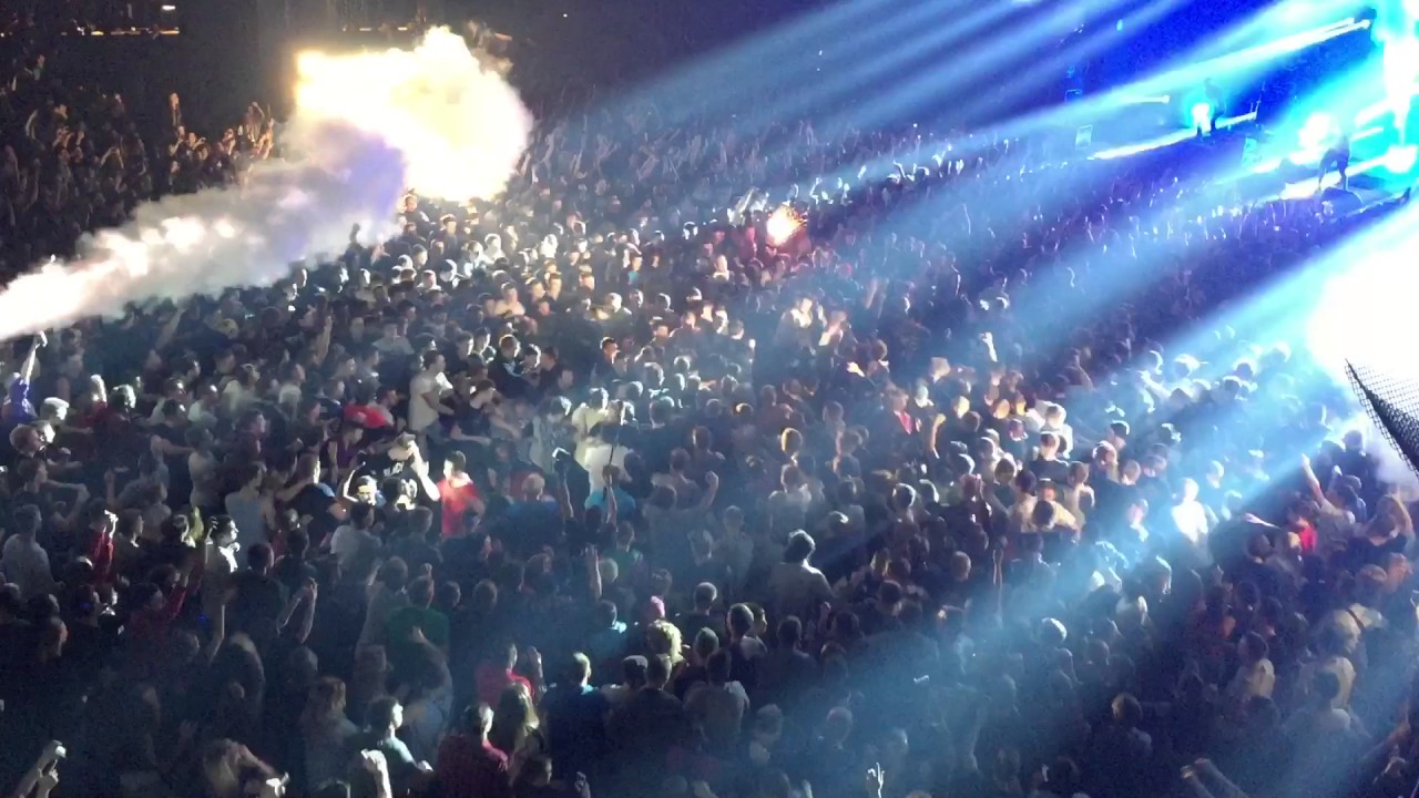 Макс Корж - Малый повзрослел (04.12.2016 Москва)