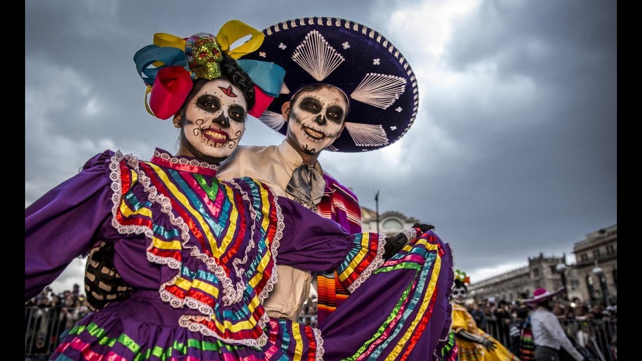 La  Sfilata del Giorno dei Morti a Città del Messico: Dia de Los Muertos