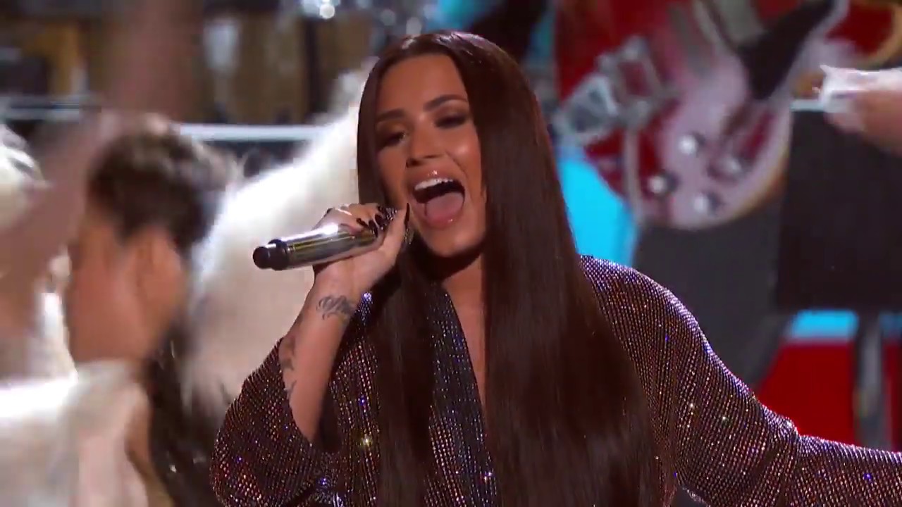 Demi Lovato - Stayin' Alive (Live On 59th GRAMMY Awards)