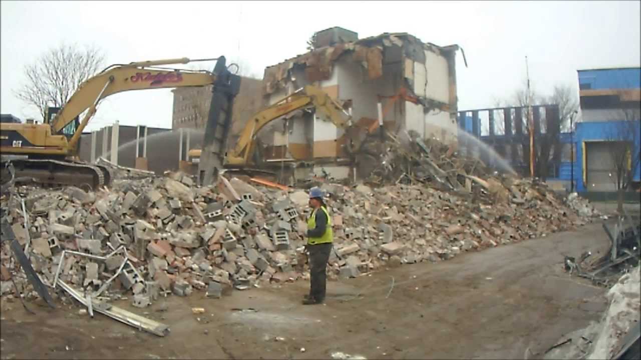 Dismantling Lawrence, Ma Court House