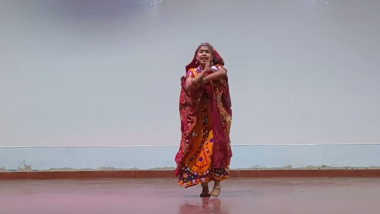 #Rangilo_maaro_dhoolna//winner 1st prize 🏆// In holy family school bhagalpur solo dance by Anjali