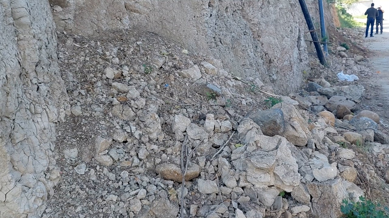 Persisten afectaciones por obras del viaducto en la colonia Libertad
