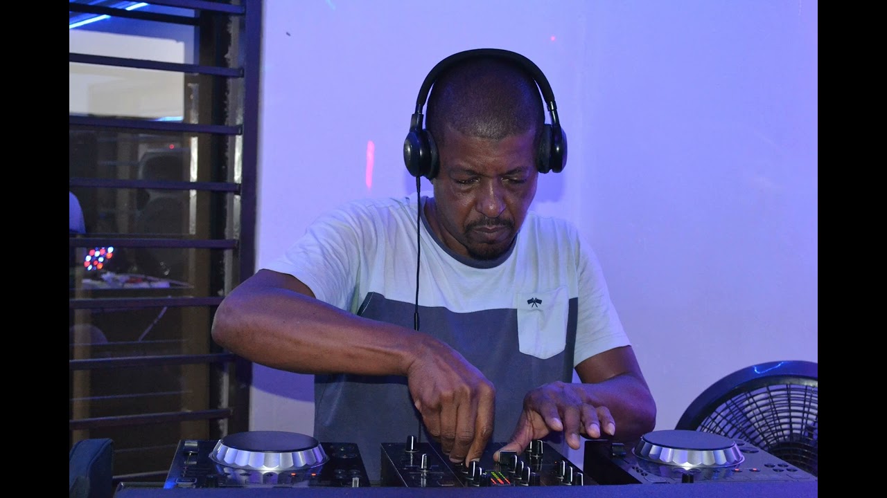 DJ Bash Summer House Vibez 2025