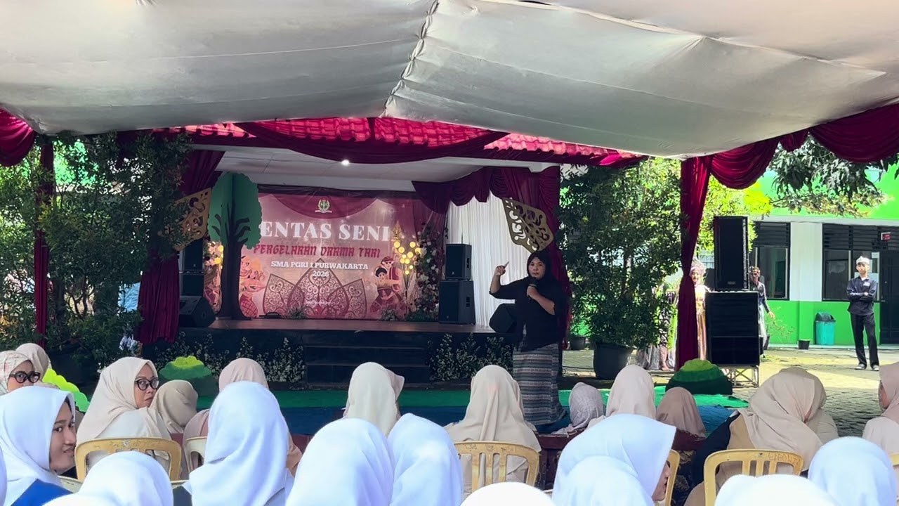 PENTAS SENI IPA 2 (SMA PGRI 1 PURWAKARTA)