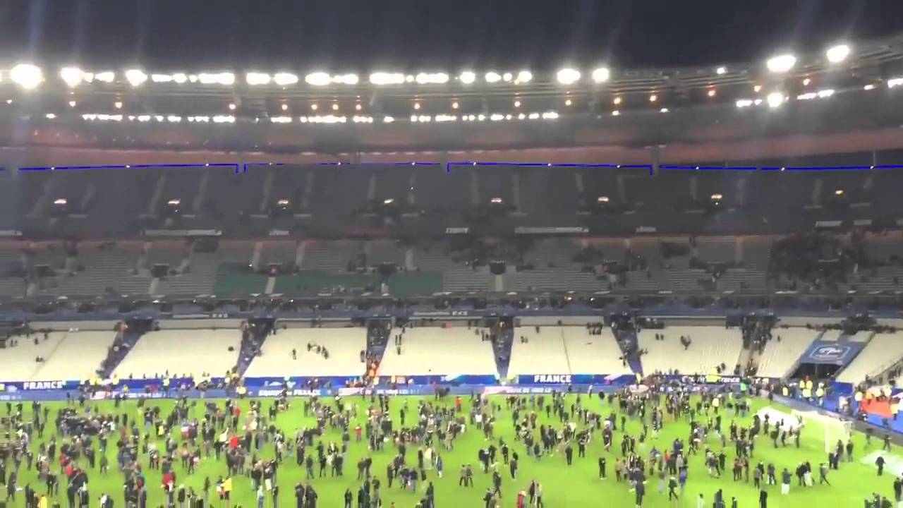Explosi&oacute;n durante partido de futbol en Par&iacute;s Francia por terrorismo