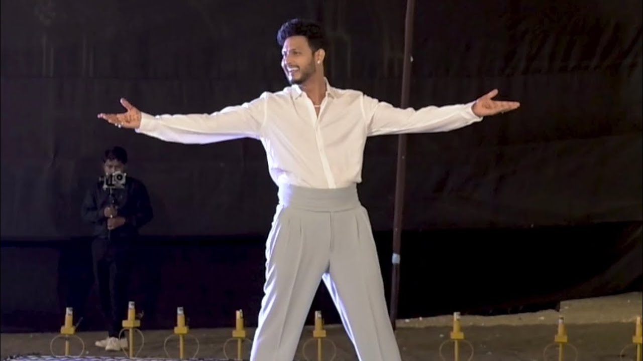 Surprise Performance | Sangeet Dance | Mere Naam Tu | Shahrukh khan Fan