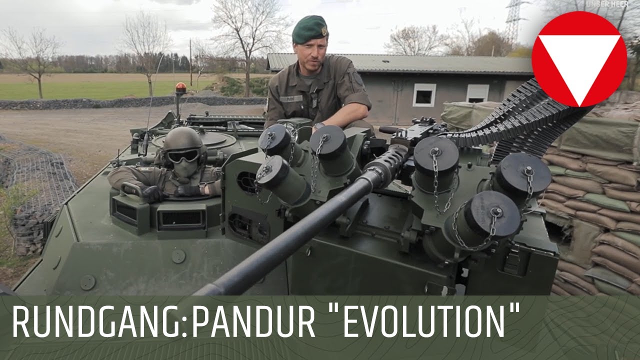 Rundgang um den Pandur 