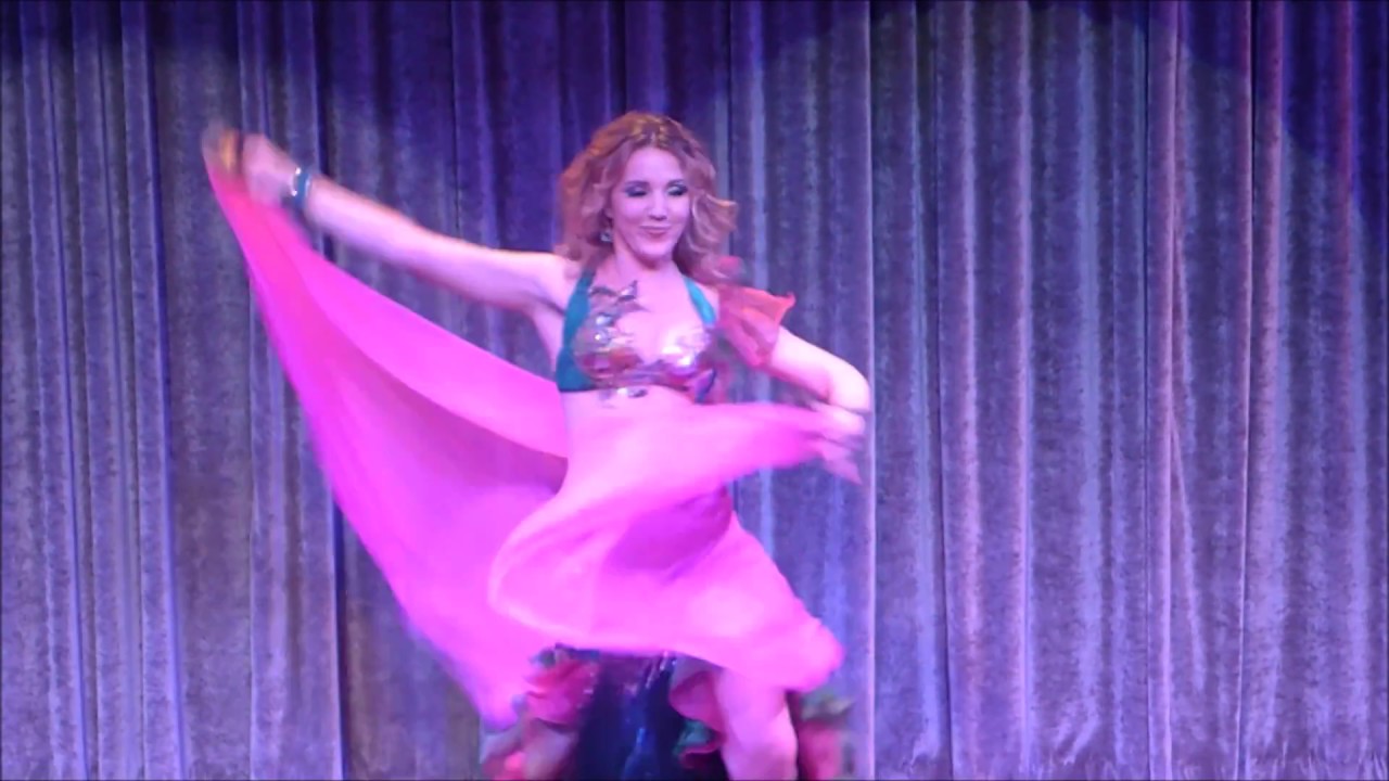 Maria at Atlantis show ~ belly dance ~ Negma