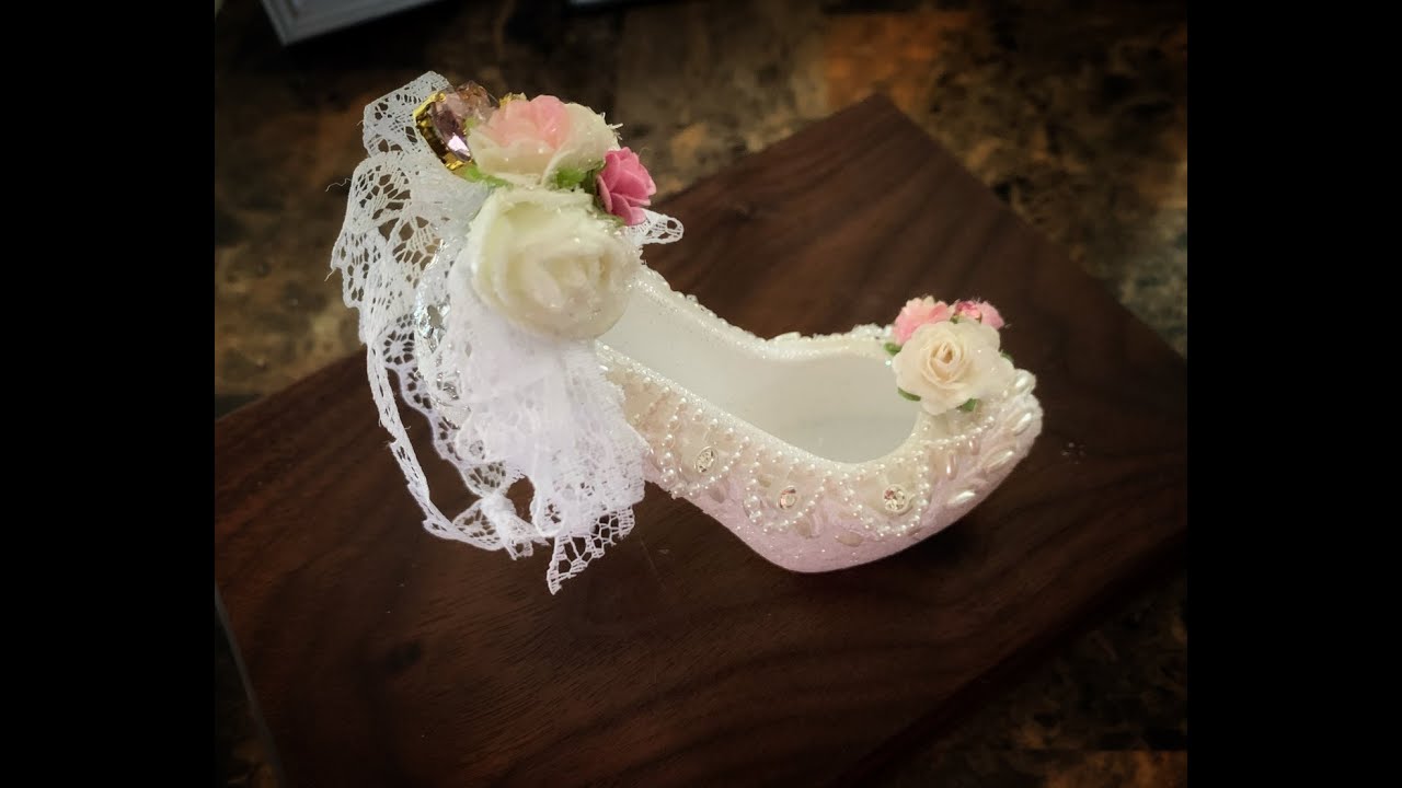 Lets Make some fancy High Heel Shoe Ornaments, by:  Refunction Crafts