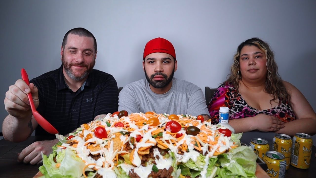 TACO SALAD WITH LAFONDA AND IAN (SPORTS GUY TALK)