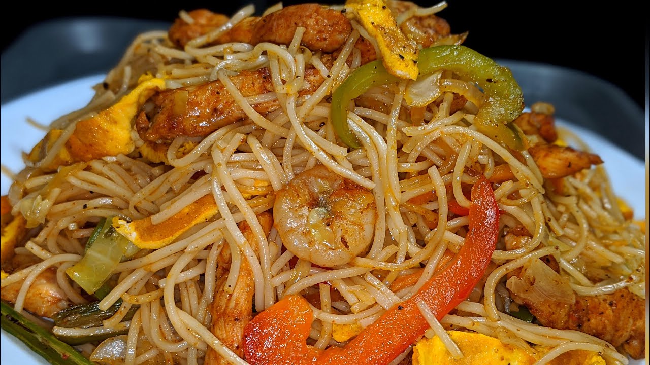 Mixed Noodles Recipe | Street Style Mixed Chowmein | Chicken Noodles | Prawn Noodles