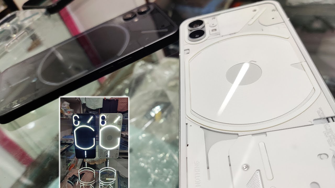 Nothing Phone (1) White and Black Look Comparison| Reverse Wireless Charging on Both Phones ⚡