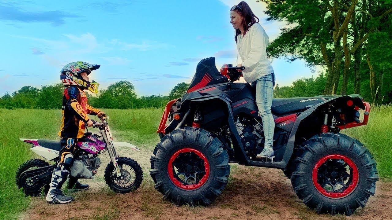 Den y su nueva Moto! | Moto para ni&ntilde;os! | Vamos DenLion