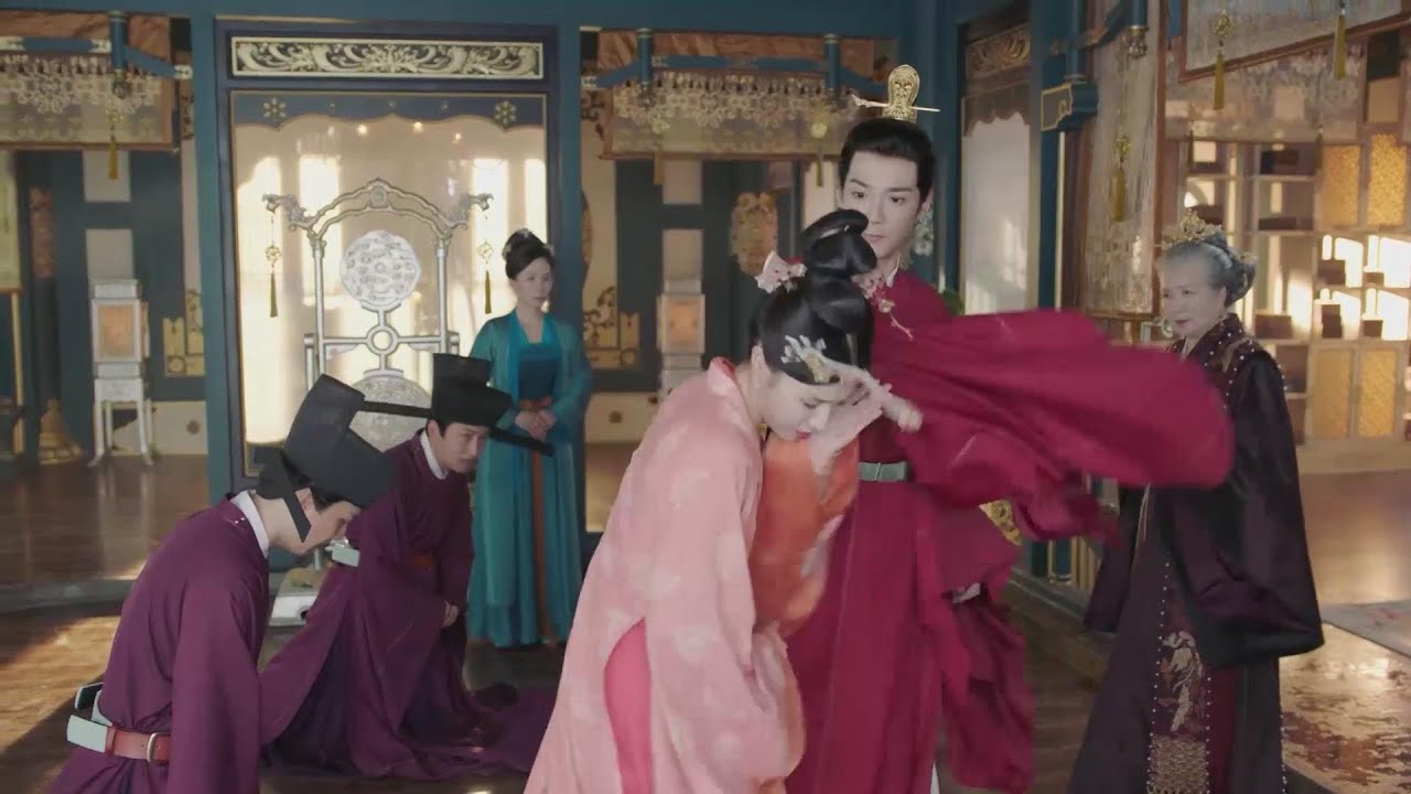 解气！郡主被诬陷老太后霸气维护，皇后妒忌口不择言顶撞，被皇帝怒扇巴掌！🌼【嘉南传 Rebirth For You】