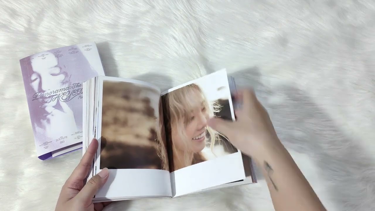 Unboxing TAEYEON 태연 -  The Best of Taeyeon 