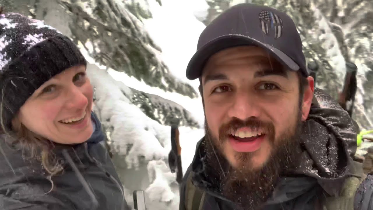 SNOWSHOEING DAY HIKE ADVENTURE: Snow Lake Trail - Alpental Snoqualmie Washington PNW