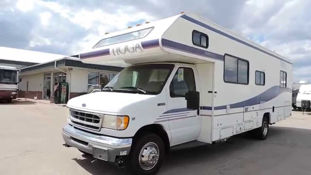 Nice Clean 30' 1998 Fleetwood Tioga 30Z Ford E-Super Duty V10 Only 39K Miles
