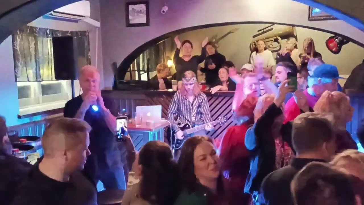 Tauski - Taas nuori oon - Bar Toimisto, Turku, 26.12.2025