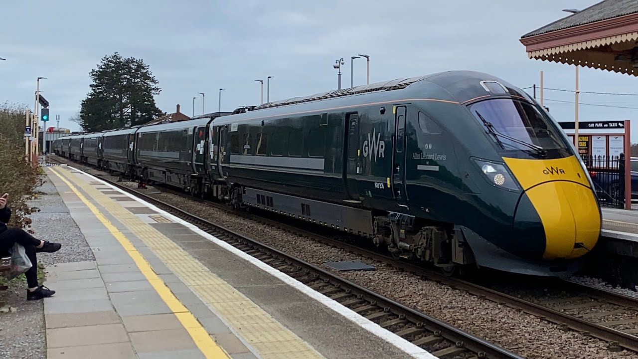 Trains at Castle Cary (GWML) 29/12/25