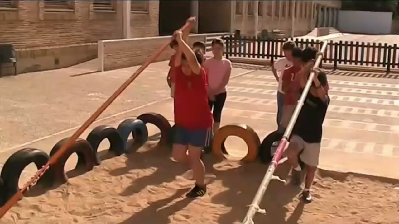 Salto con garrocha o pértiga en niños - Educación Física