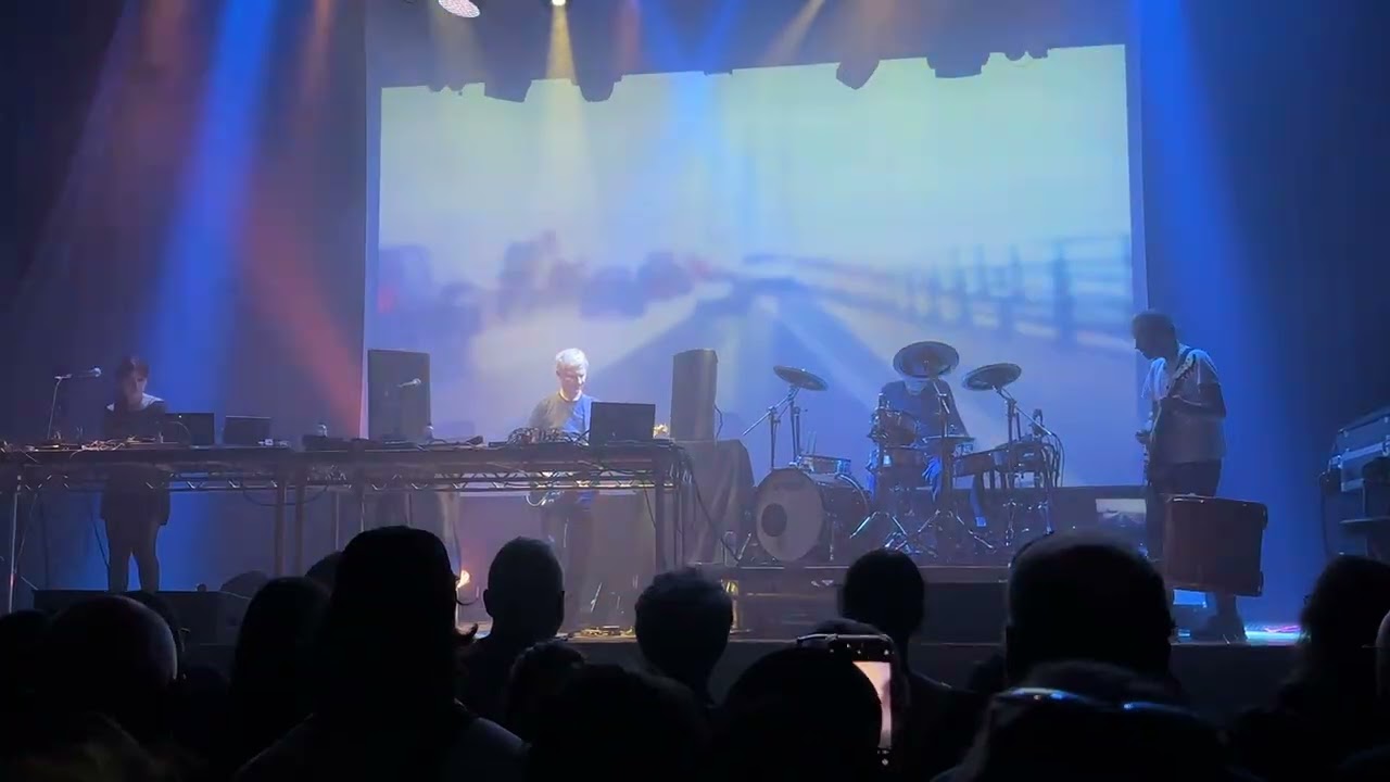 Michael Rother & band: Hallogallo (Neu!), 20 Sep 2025, Islington Assembly Hall, London